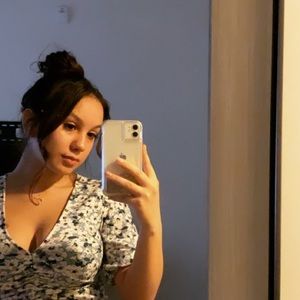 Meet your Posher, Janeth